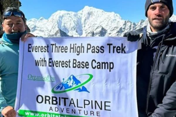 Complete Guide to Everest Three High Passes Trek
