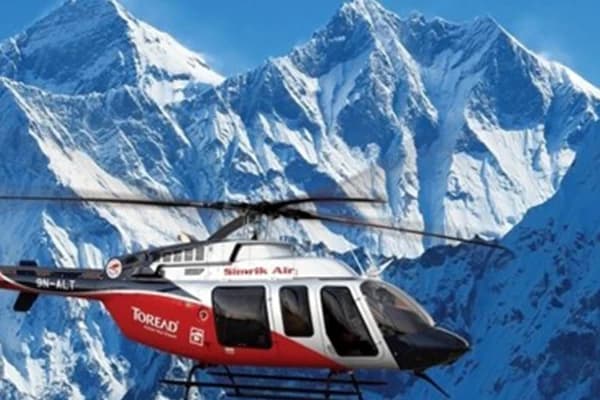 Everest Base Camp Helicopter Tour Vs Everest Base Camp Trek with Helicopter Return