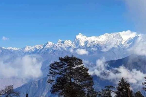 Ultimate Guide to Choose Kanchenjunga Base Camp Trek