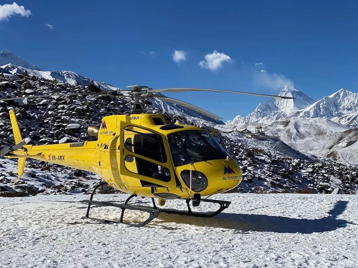 Everest Base Camp Landing Helicopter Tour