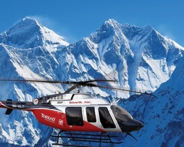 Everest Base Camp Helicopter Tour Vs Everest Base Camp Trek with Helicopter Return