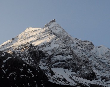 guide to manaslu circuit trek